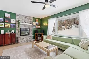 2325 Willow Brook Dr, Huntingdon Valley, PA 19006 - Photo 14