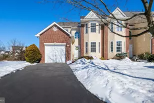 712 Manchester Dr, Ambler, PA 19002 - Photo 1