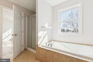 2723 Keebler Ct, Willow Grove, PA 19090 - Photo 16