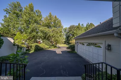 707 Canterbury Lane, Villanova, PA 19085 - Photo 2