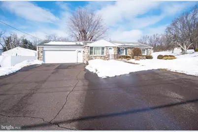 25 E Township Line Road, Souderton, PA 18964 - Photo 2