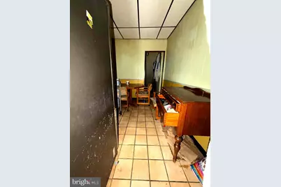 1028 Lafayette Street, Norristown, PA 19401 - Photo 6