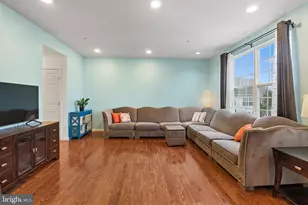 166 Fairfield Cir N, Royersford, PA 19468 - Photo 10