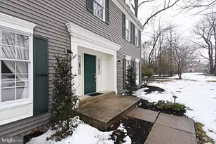 1636 Stonington Cir, North Wales, PA 19454 - Photo 4