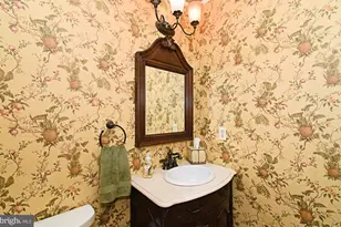 1636 Stonington Cir, North Wales, PA 19454 - Photo 24