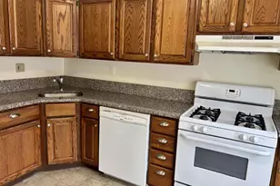 2028 Yorktown N, Norristown, PA 19403 - Photo 4