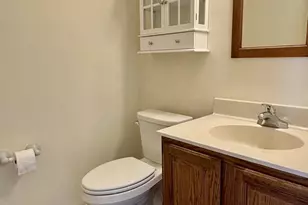 2028 Yorktown N, Norristown, PA 19403 - Photo 10