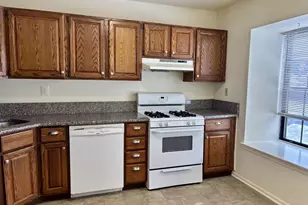 2028 Yorktown N, Norristown, PA 19403 - Photo 2