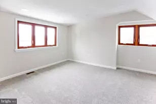 229 Warren St, Willow Grove, PA 19090 - Photo 18