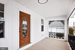 229 Warren St, Willow Grove, PA 19090 - Photo 4