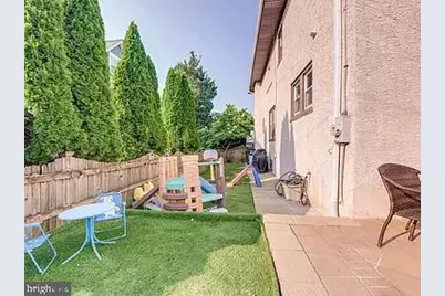 326 E 11th Avenue, Conshohocken, PA 19428 - Photo 18