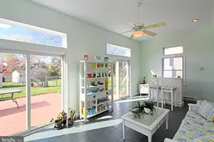 381 Courtland Ave, Harleysville, PA 19438 - Photo 16