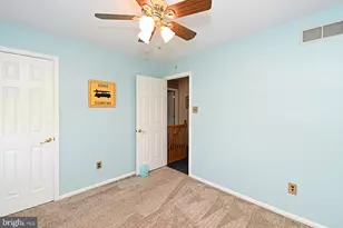 381 Courtland Ave, Harleysville, PA 19438 - Photo 22