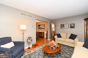 381 Courtland Ave, Harleysville, PA 19438 - Photo 4