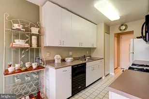 1655 Oakwood Dr, Penn Valley, PA 19072 - Photo 22