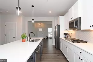 500 Sterling Dr, East Norriton, PA 19401 - Photo 12