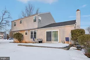 2296 Bramble Gate Dr, Hatfield, PA 19440 - Photo 2