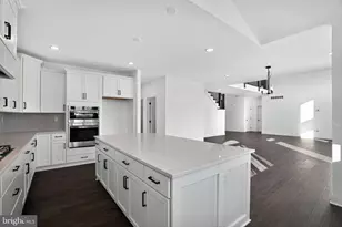 409 Longview Dr, Collegeville, PA 19426 - Photo 18