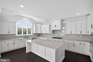 409 Longview Dr, Collegeville, PA 19426 - Photo 14