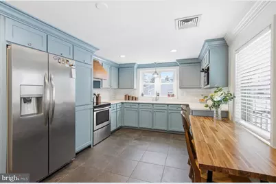 21 W Cherry Lane, Royersford, PA 19468 - Photo 2