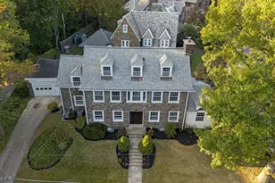 69 W Lodges Ln, Bala Cynwyd, PA 19004 - Photo 2