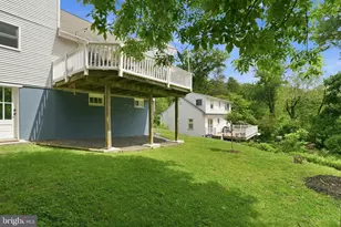 2037 Harts Ln, Conshohocken, PA 19428 - Photo 30