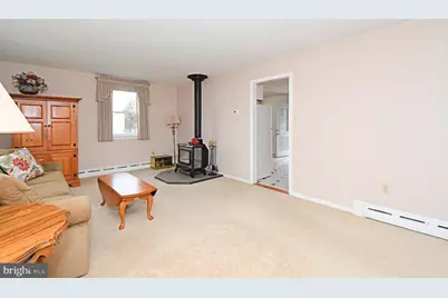 725 Mine Hill Road, Schwenksville, PA 19473 - Photo 2