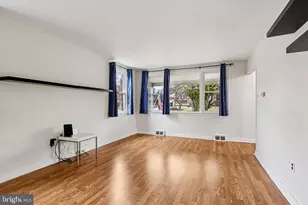 911 Cooke Ln, Norristown, PA 19401 - Photo 8