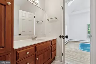 2824 Hill Rd, Green Lane, PA 18054 - Photo 10