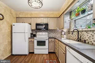 119 Susan Constant Ct, Norristown, PA 19403 - Photo 6