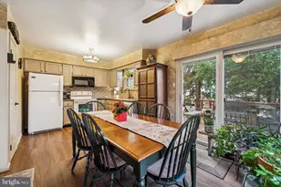 119 Susan Constant Ct, Norristown, PA 19403 - Photo 4