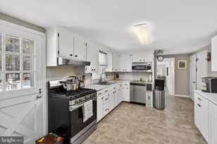 2355 Deep Creek Rd, Perkiomenville, PA 18074 - Photo 24