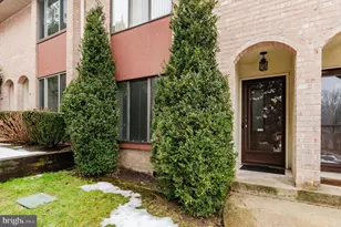 1217 Stonybrook, Norristown, PA 19403 - Photo 2