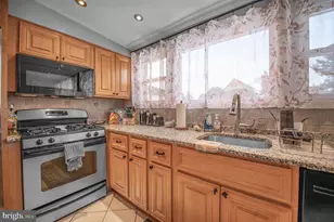 2409 Ashbourne Rd, Wyncote, PA 19095 - Photo 2