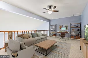 714 Foxmeadow Dr, Royersford, PA 19468 - Photo 12