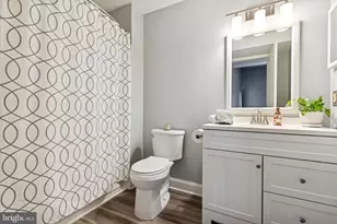 714 Foxmeadow Dr, Royersford, PA 19468 - Photo 8