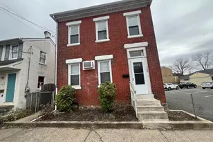 320 South St, Pottstown, PA 19464 - Photo 1
