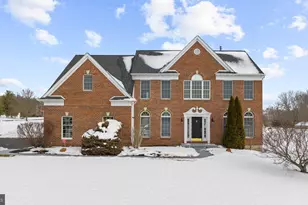 817 Arrowhead Ln, Harleysville, PA 19438 - Photo 1