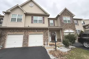 122 Providence Ln, Lansdale, PA 19446 - Photo 2