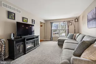 120 Fox Hunt Dr, Franconia, PA 18924 - Photo 10