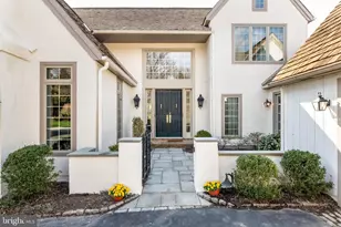 1244 Denbigh Ln, Wayne, PA 19087 - Photo 2