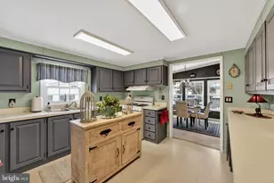 11 Oakplace Ct W, Harleysville, PA 19438 - Photo 10