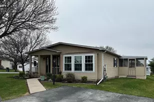 11 Oakplace Ct W, Harleysville, PA 19438 - Photo 34