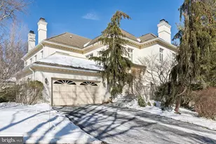 821 Oxford Crest, Villanova, PA 19085 - Photo 1