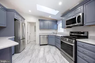 104 Lilac Pl, Royersford, PA 19468 - Photo 6