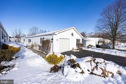 104 Lilac Place, Royersford, PA 19468 - Photo 2