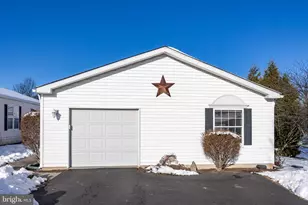 104 Lilac Pl, Royersford, PA 19468 - Photo 26