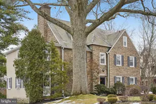 411 Lodges Ln, Elkins Park, PA 19027 - Photo 2