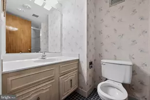 11205 Valley Forge Cir, King of Prussia, PA 19406 - Photo 30