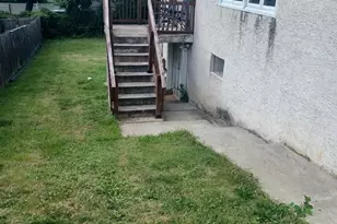 1572 Robinson Ave, Willow Grove, PA 19090 - Photo 2